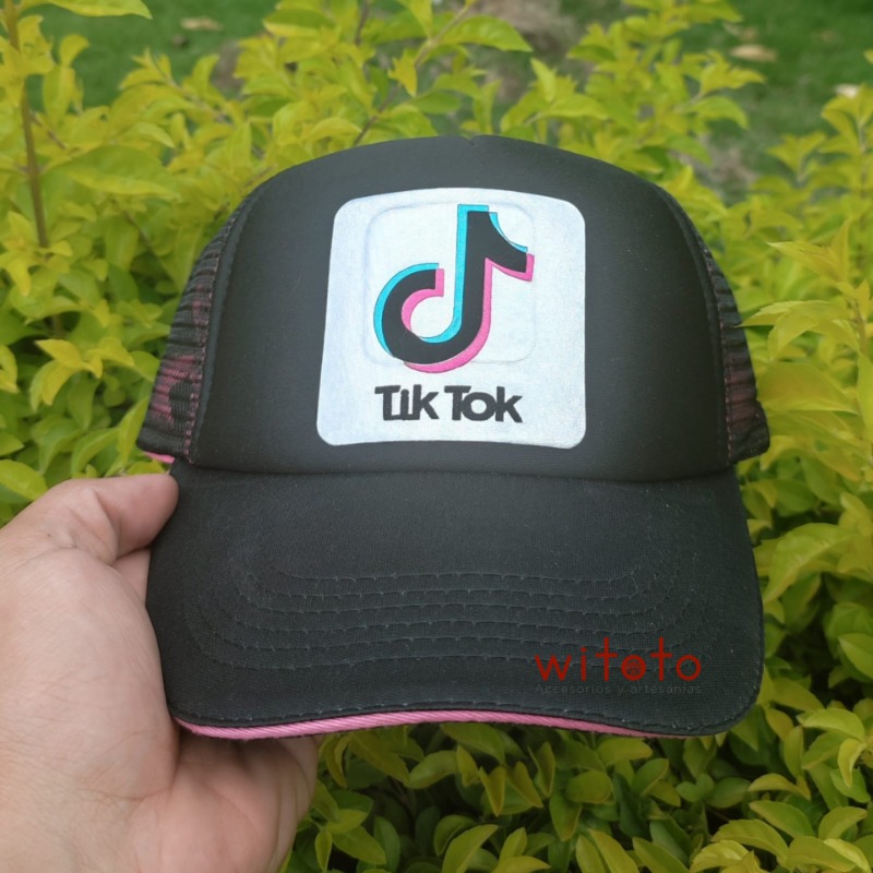 GORRA TIK TOK